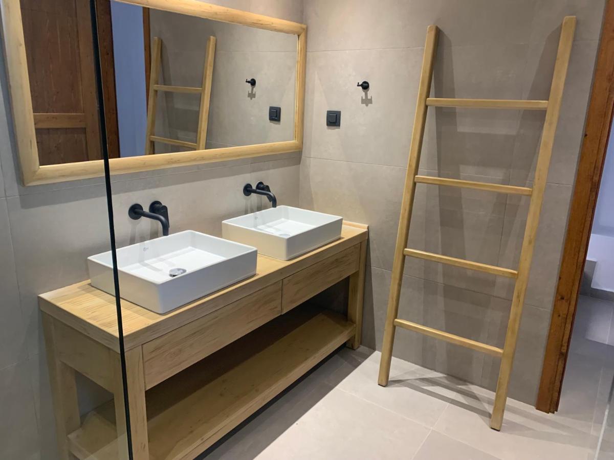 Cato Agro 5, Seafront Villa With Private Pool Afiartis Екстериор снимка